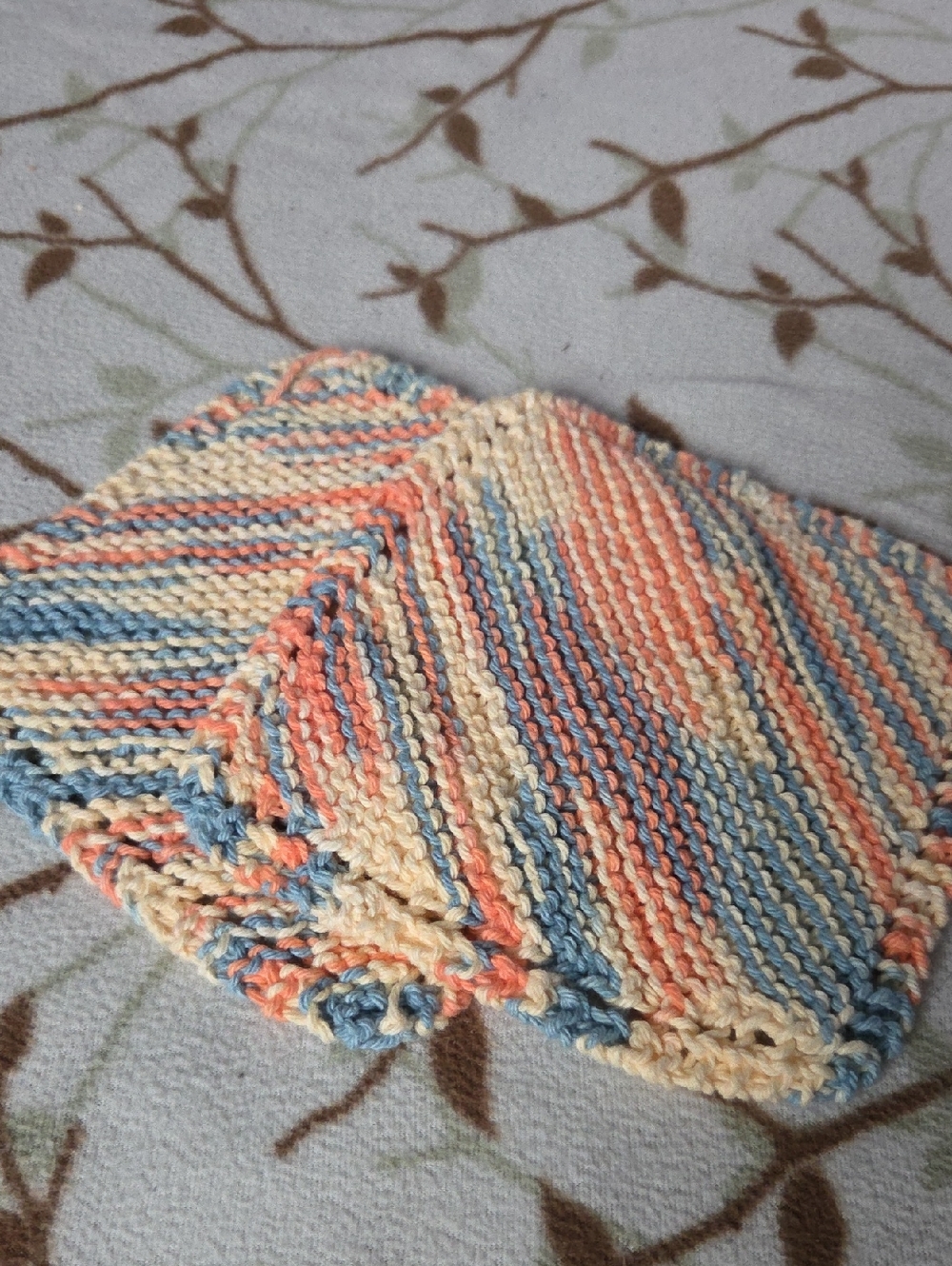 Hand Knit Dish Cloth Set of 2. 100% Cotton Multicolor